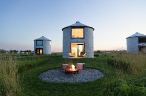 Clark Farm Silos - 5 Silo Mountain View Retreat